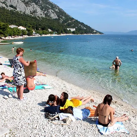 Guest house Double Gradac 2784a 3*